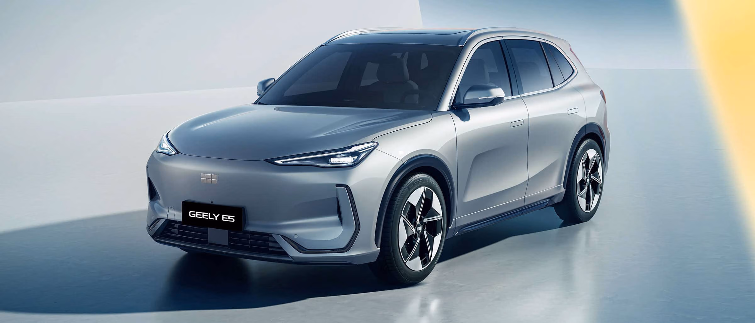 Geely E5 — кадър 1